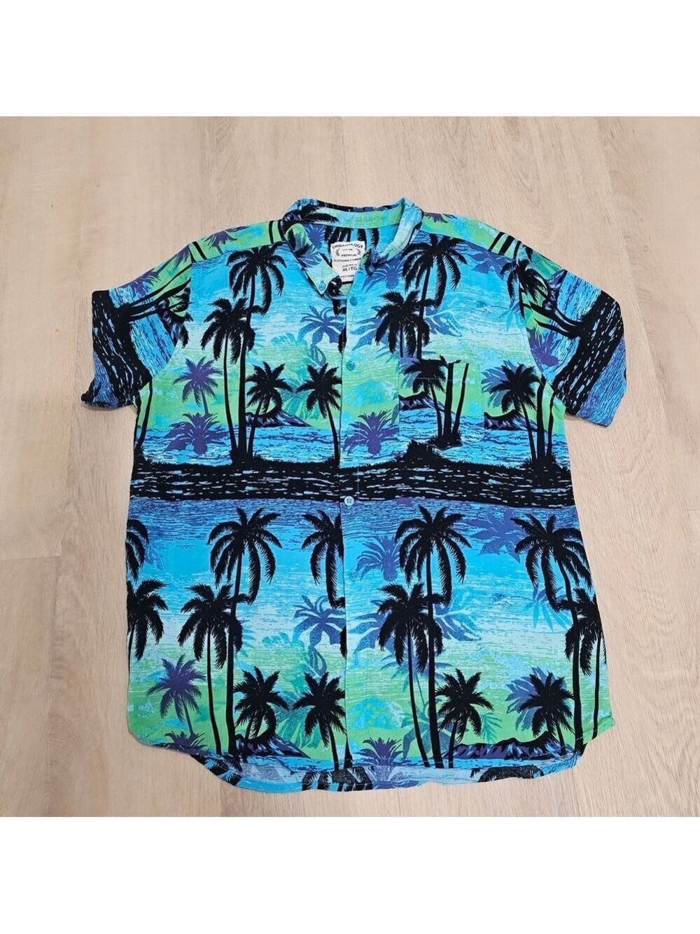 Urbanology Tropical Palm Tree Hawaiian Shirt Slim Fit XL Tropical Resort Summer